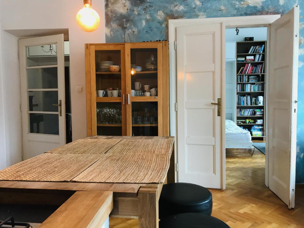 Tenement Apartment 90M2 City Center كراكوفيا المظهر الخارجي الصورة