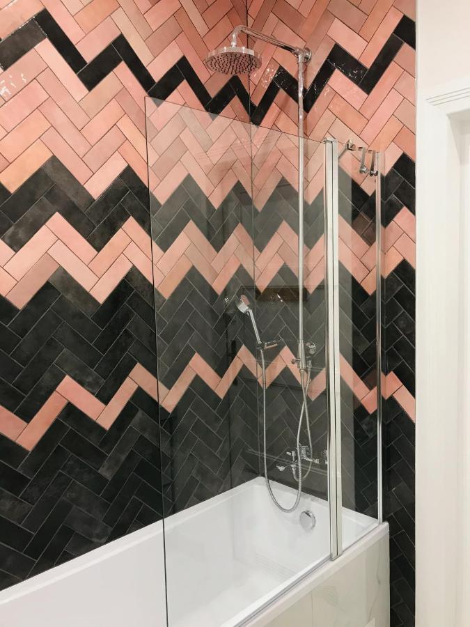 Tenement Apartment 90M2 City Center كراكوفيا المظهر الخارجي الصورة