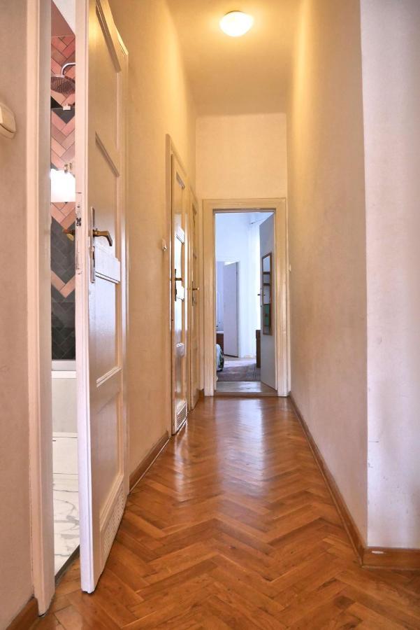 Tenement Apartment 90M2 City Center كراكوفيا المظهر الخارجي الصورة
